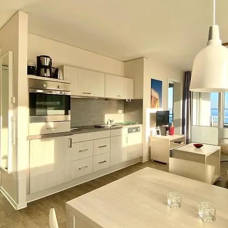 Apartmenthaus Hafenspitze Ap 25, Pier 25, Blickrichtung Offene Seestrand Eckernförde